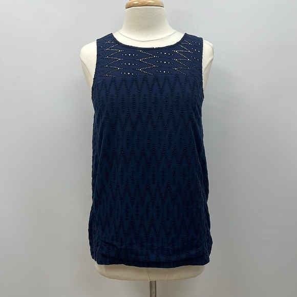 J. Crew Geometric Embroidered Eyelet Sleeveless Woven Blouse Navy 4 Tall - Picture 1 of 9
